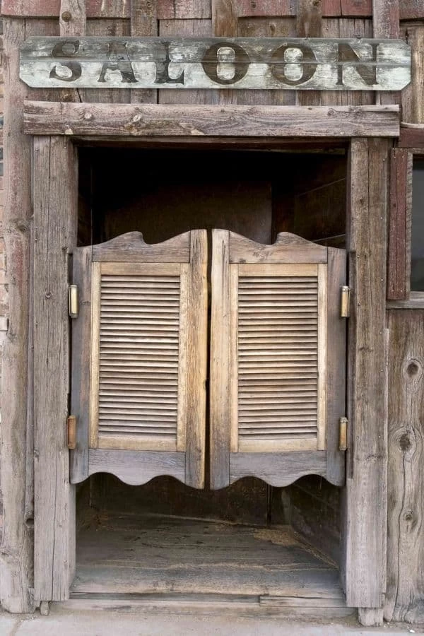 Saloon Wallpaper 2 Saloon Wallpaper - Image 2